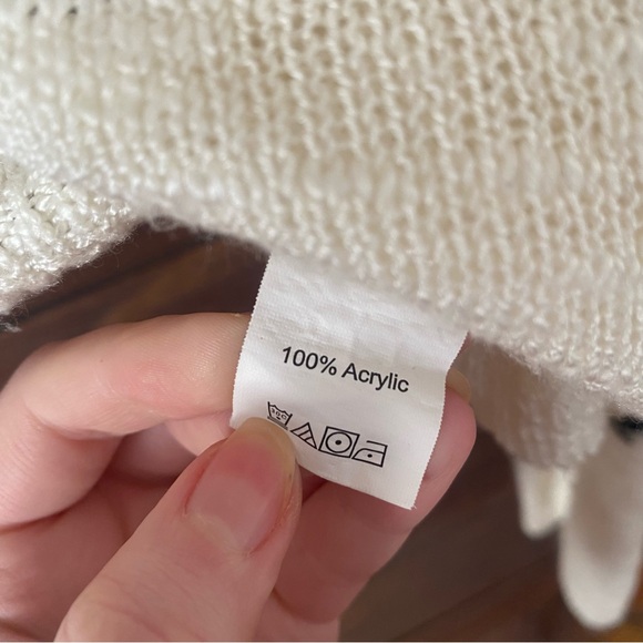 SHEIN White and Black Star Patterned Sweatshirt - Picture 6 of 7